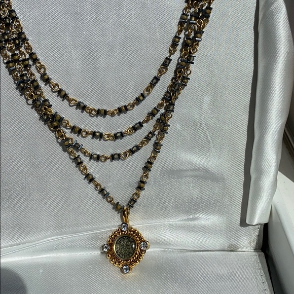 VSA necklace - Picture 8 of 8